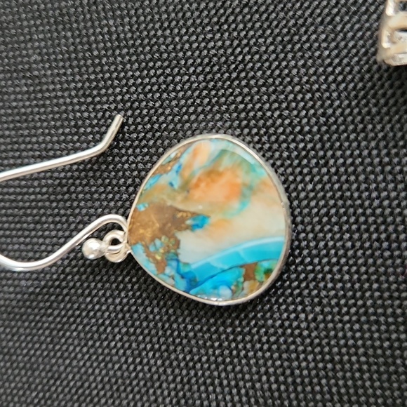 925 Sterling Silver Spiny Oyster Turquoise Pendant and Earrings - Picture 10 of 11